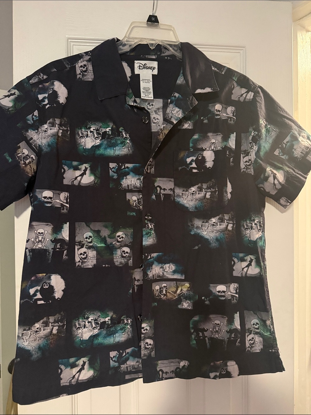 Disney Men's Black Short-Sleeve Button-Up Shirt with Teal and White Graphics